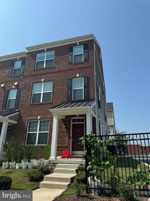 3509 Naamans Dr, Claymont, DE 19703