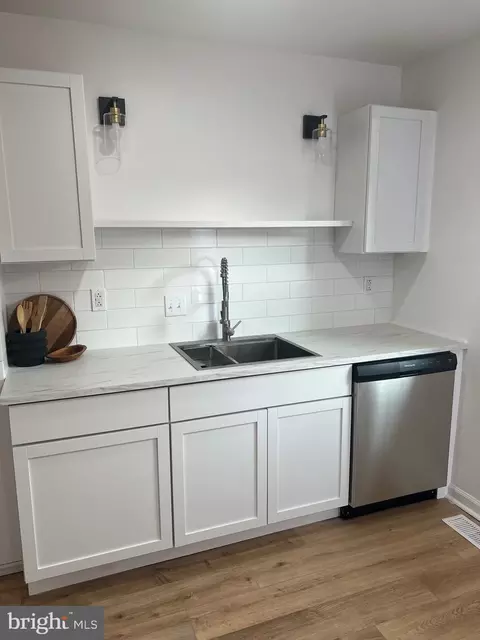 Kitchen - 1504 Barnaby St, Newark, DE 19702 photo 5 of 5