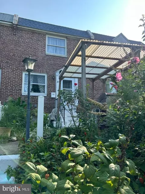 81 Madison Dr, Newark, DE 19711