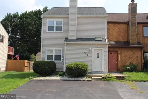 169 Valley, Newark, DE 19711