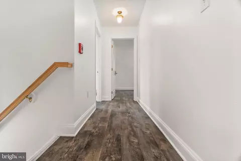 Entry Way - 7 Renee Ct, Newark, DE 19713 photo 11 of 12