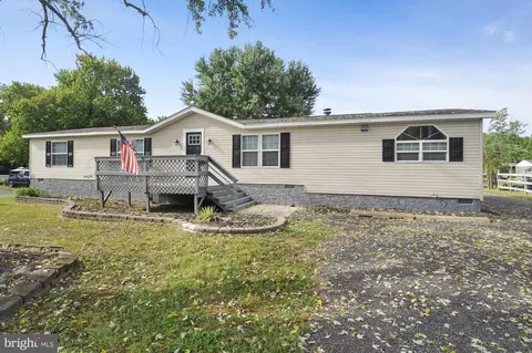 962 Vandyke Greenspring Rd, Townsend, DE 19734