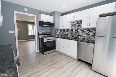 Entry Way - 420 Tamara Cir, Newark, DE 19711 photo 1 of 1