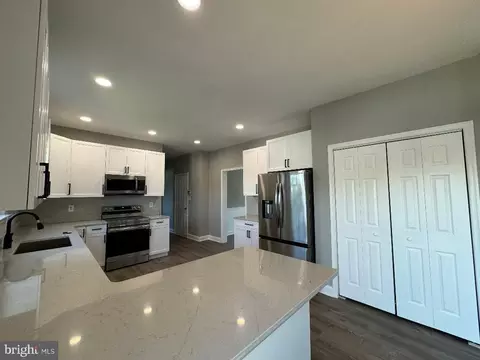 Kitchen - 9 Robert Rhett Way, Newark, DE 19702 photo 9 of 10