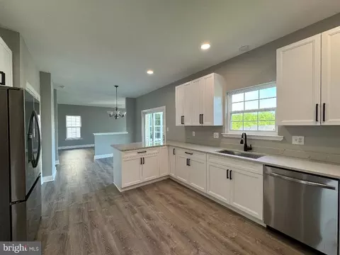 Kitchen - 9 Robert Rhett Way, Newark, DE 19702 photo 1 of 10