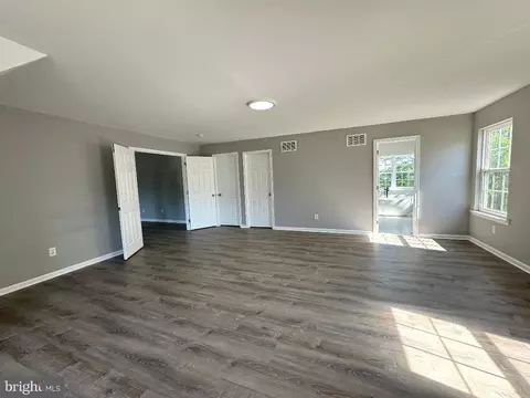 Living - 9 Robert Rhett Way, Newark, DE 19702 photo 16 of 21