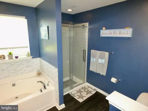 Bath - 509 Aviemore Dr, Townsend, DE 19734 photo 3 of 7