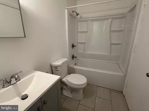 Bath - 401 Shai Cir, Bear, DE 19701 photo 2 of 2