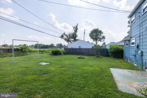 Exterior - 612 Ilse Dr, Newark, DE 19713 photo 2 of 3