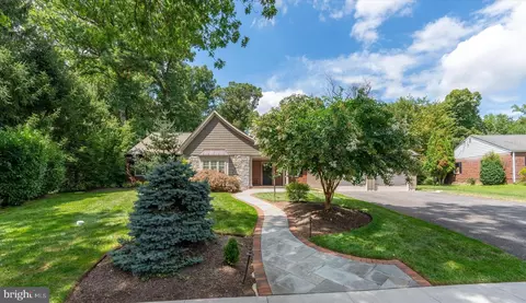 26 Westover Cir, Wilmington, DE 19807