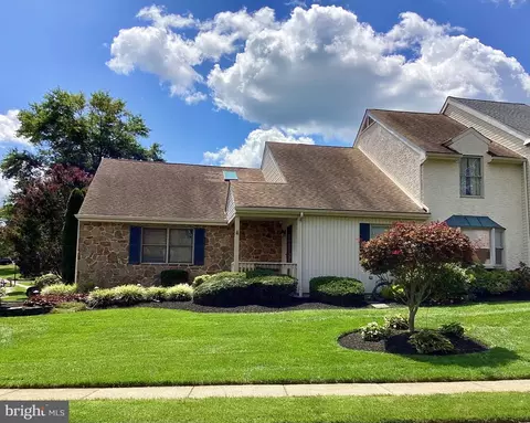 601 Giffin Ct, Hockessin, DE 19707