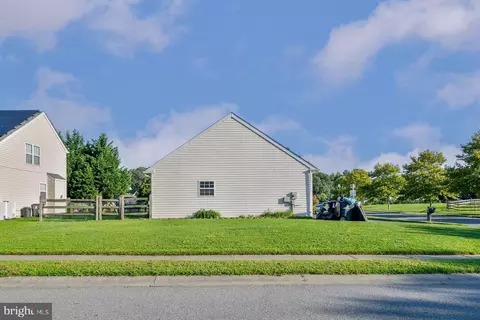 9 Brook Ramble Ln, Townsend, DE 19734 photo 3