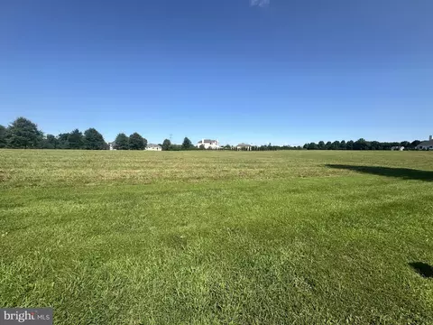 225 Bohemia Mill Pond Dr, Middletown, DE 19709