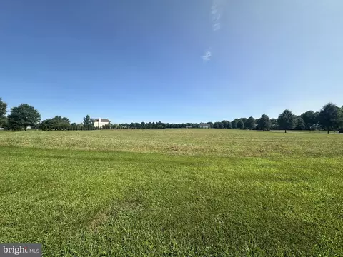 303 Bohemia Mill Pond Dr, Middletown, DE 19709
