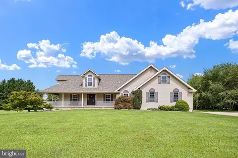 203 Cocoa Cay Ln, Bear, DE 19701