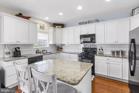 Kitchen - 912 Shepard Ave, Bear, DE 19701 photo 1 of 6