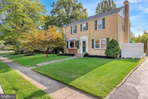 2204 Thomas Rd, Wilmington, DE 19803
