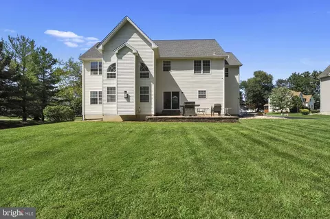 337 Meadow Glen Dr, Bear, DE 19701 photo 3