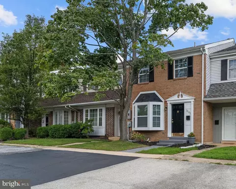 3203 Sapphire Ct, Wilmington, DE 19810