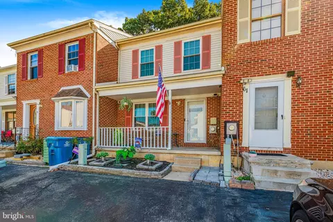 59 Mackenzie Ct, New Castle, DE 19720