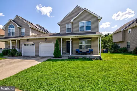225 Academy Ln, Middletown, DE 19709