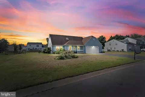 148 Coopers Dr, Newark, DE 19702