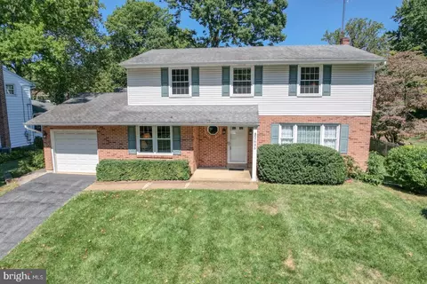 2636 Boxwood Dr, Wilmington, DE 19810