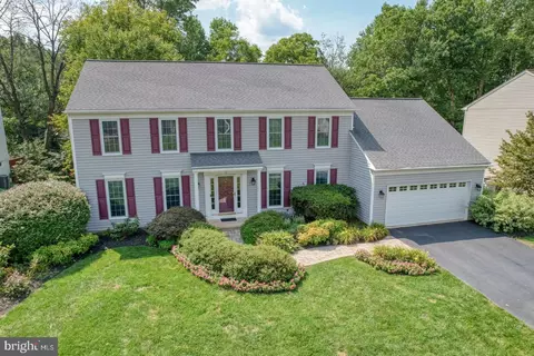 11 Woodpecker Rd, Newark, DE 19711