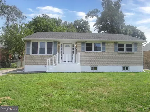 32 Doncaster Rd, New Castle, DE 19720