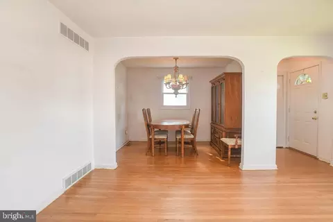 328 Tamara Cir, Newark, DE 19711 photo 17