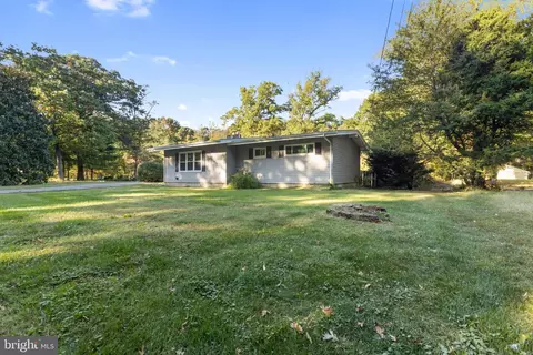 Exterior - 2856 Wrangle Hill Rd, Bear, DE 19701 photo 2 of 8