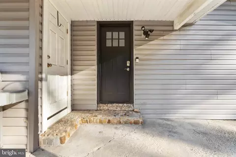 Entry Way - 2856 Wrangle Hill Rd, Bear, DE 19701 photo 1 of 7