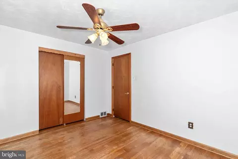 235 S Dillwyn Rd, Newark, DE 19711 photo 15