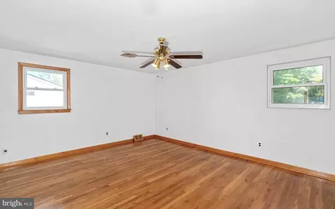 235 S Dillwyn Rd, Newark, DE 19711 photo 11