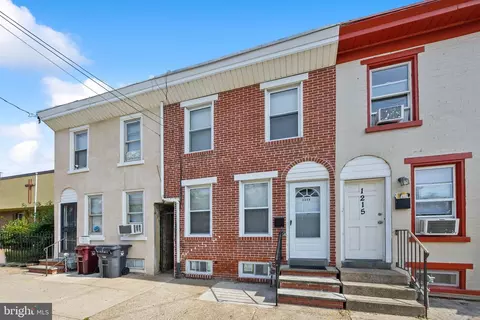 1217 Chestnut St, Wilmington, DE 19805