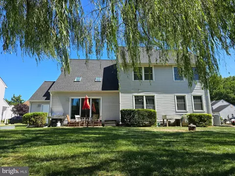 346 Owls Nest Dr, Bear, DE 19701 photo 4