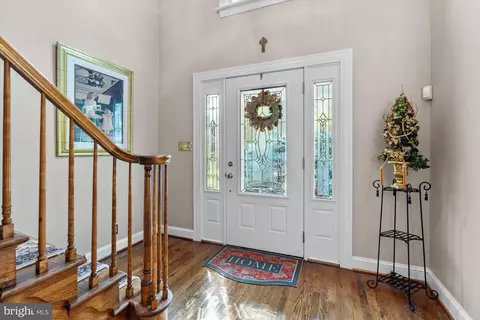 Entry Way - 121 Augustine Rd, Wilmington, DE 19803 photo 2 of 8