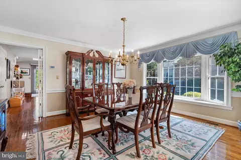 Dining - 121 Augustine Rd, Wilmington, DE 19803 photo 1 of 2