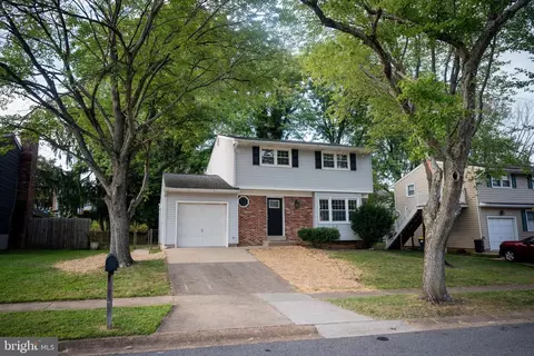 410 Darwin Dr, Newark, DE 19711 photo 2