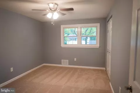 410 Darwin Dr, Newark, DE 19711 photo 21
