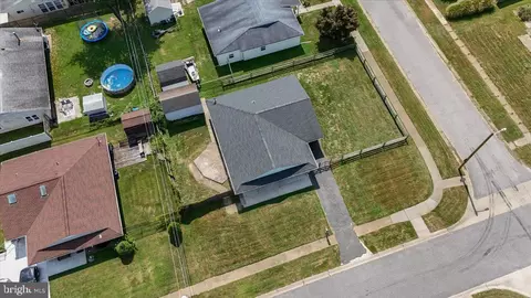 View/Area - 103 Mercer Dr, Newark, DE 19713 photo 2 of 4