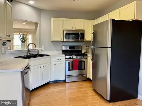 Kitchen - 175 Darling St, Newark, DE 19702 photo 1 of 1