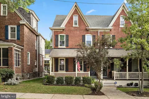 2217 W 17th St, Wilmington, DE 19806