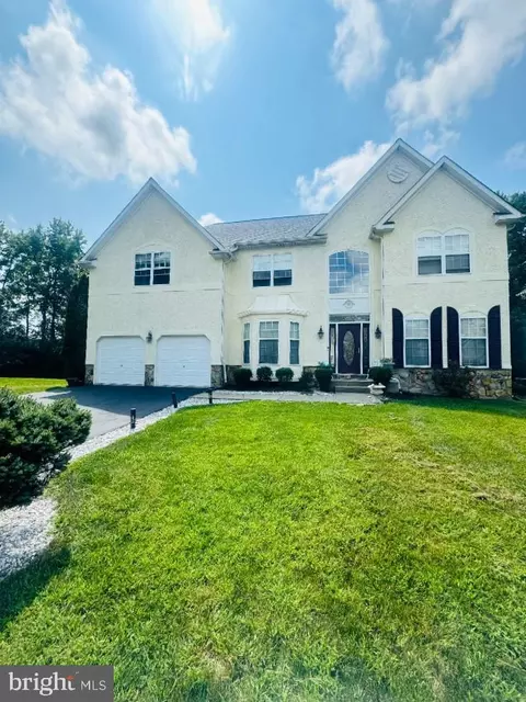 4 Walnut Ct, Bear, DE 19701