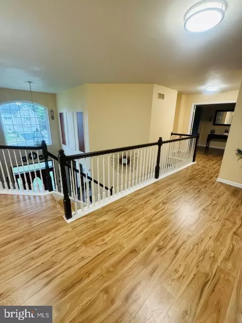Entry Way - 4 Walnut Ct, Bear, DE 19701 photo 5 of 9