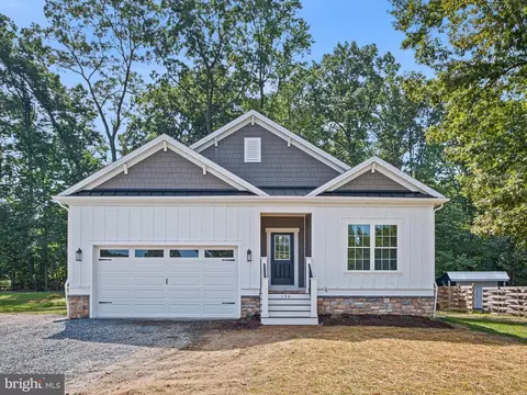 Exterior - 154 Pine Tree Rd, Townsend, DE 19734 photo 2 of 7