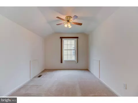29 Deasy Dr, Newark, DE 19702 photo 33