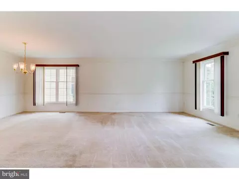 29 Deasy Dr, Newark, DE 19702 photo 6