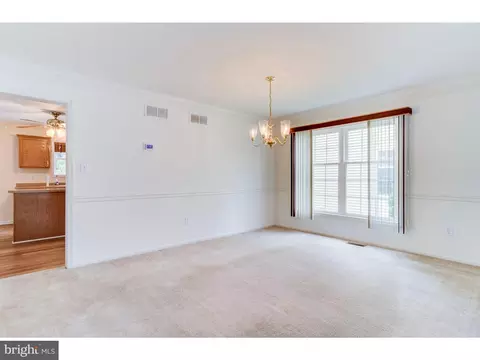 29 Deasy Dr, Newark, DE 19702 photo 10