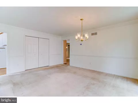 29 Deasy Dr, Newark, DE 19702 photo 11